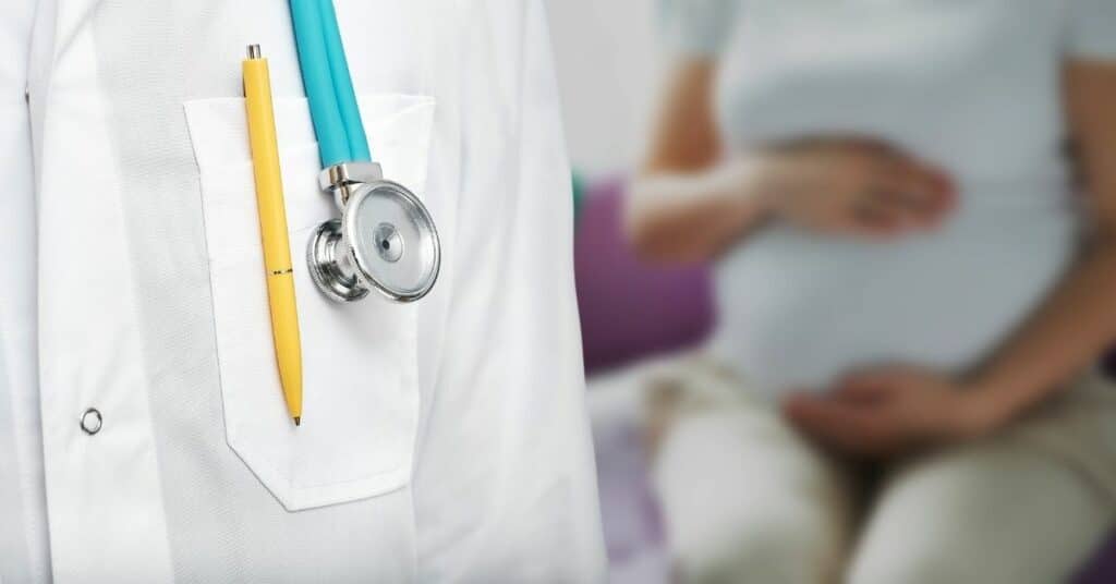רשלנות רפואית במעקב הריון גורמים, סימני אזהרה ומניעה